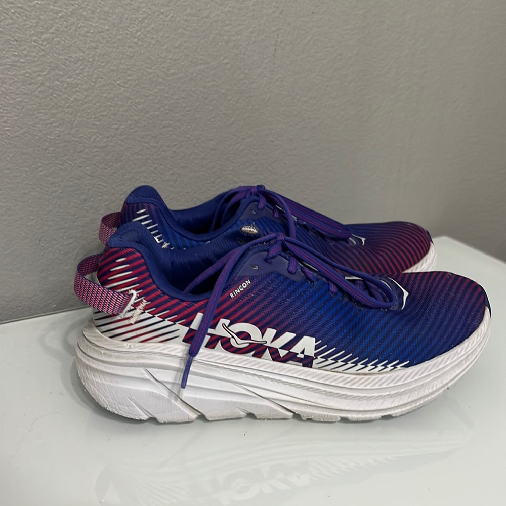 Hoka one one Rincon pink purple blue size 8 women’s shoe